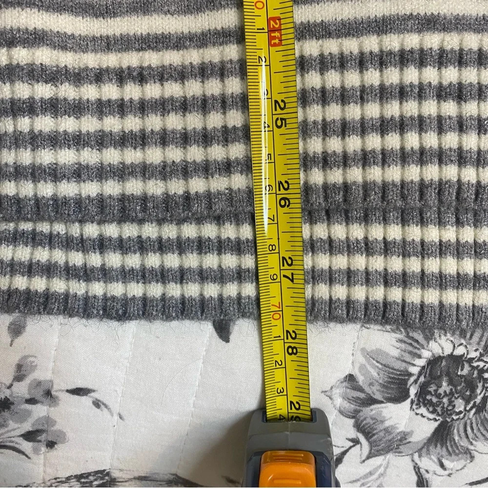 by Anthropologie Grey Stripe Serena Soft Knit Button V Neck Sweater XS - Picture 12 of 12